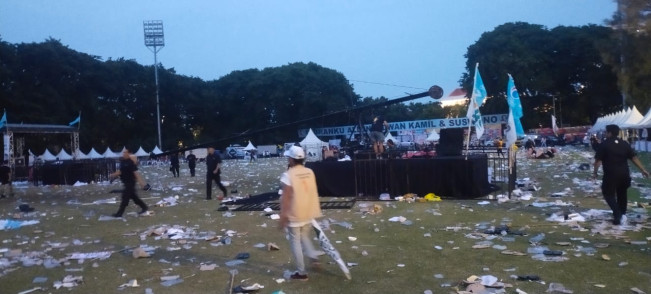 Kampanye Akbar RK-Suswono Selesai, Penyelenggara Sigap Angkut Sampah yang Tertinggal