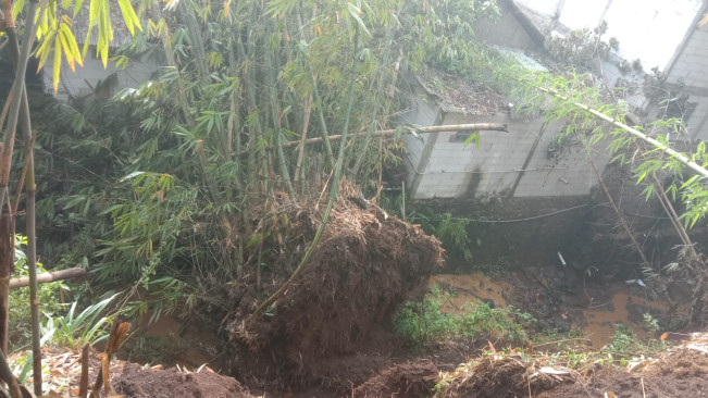 Pemkab Bandung Tetapkan Tanggap Darurat Bencana Banjir dan Longsor 2 Pekan