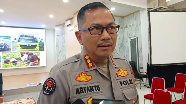 Polisi Akhirnya Bolehkan Sukatani Bawakan Lagu Bayar Bayar Bayar