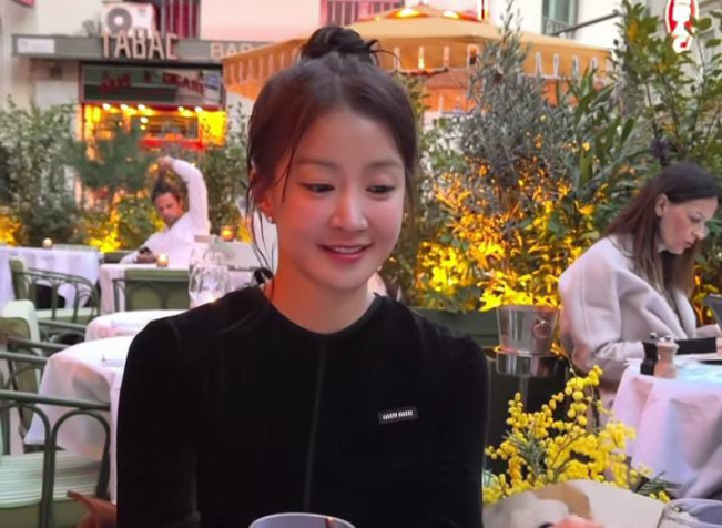 Aktris Korea Lee Si Young Umumkan Perceraian