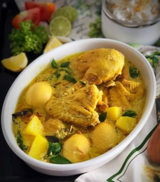 Opor Ayam, Hidangan Khas yang Selalu Hadir Saat Lebaran 2025