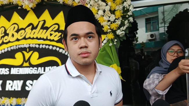 Jumat Besok, Ray Sahetapy Dimakamkan di TPU Tanah Kusir