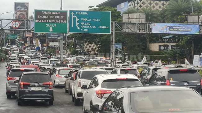 Polisi Catat 25 Ribu Kendaraan Masuk ke Puncak Bogor di H+2 Lebaran