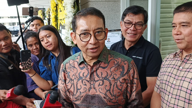 Fadli Zon Datang Melayat ke Rumah Duka Ray Sahetapy