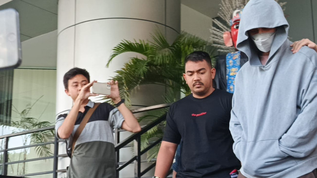 Kondisi Terkini Fachri Albar Usai Jalani Pemeriksaan Kesehatan di Biddokkes