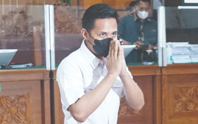 Bharada E Minta Maaf ke Ayahnya Harus Kehilangan Pekerjaan Akibat Pembunuhan Brigadir J