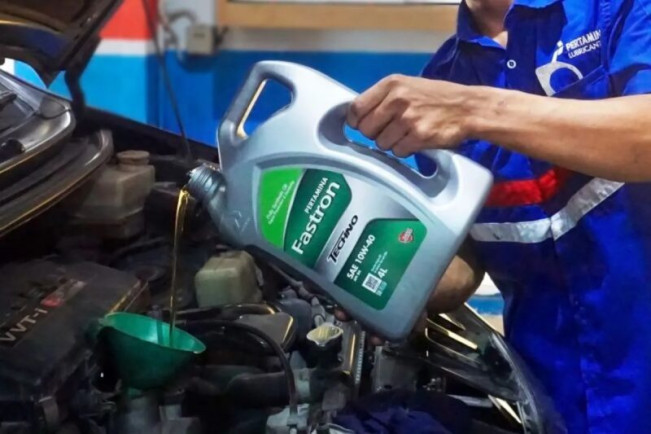 Memilih Oli Mobil yang Tepat, Ini Tipsnya