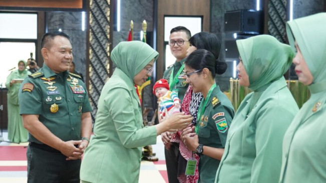 TNI AD Luncurkan e-Stuntad dan e-Posyandu Atasi <i>Stunting</i>
