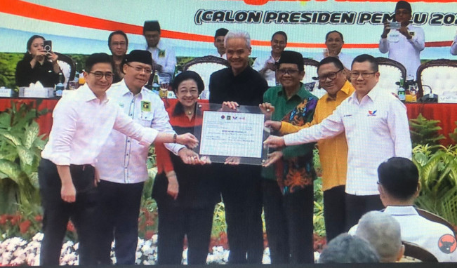 Breaking News! Mahfud MD Resmi jadi Cawapres Ganjar Pranowo