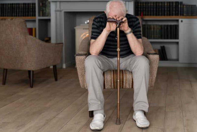 Riset: Orang yang Kesepian, 37 Persen Lebih Berisiko Parkinson