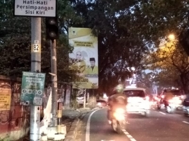 Baliho, Atribut Kampanye Bikin Resah Berujung jadi Sampah