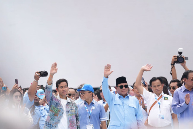 Pendukung Tumpah Ruah di GBK, Sejumlah Peserta Kampanye 02 Pingsan!