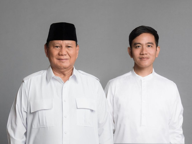 Unggah Foto Bareng Gibran, Prabowo Ucapkan Selamat Idulfitri