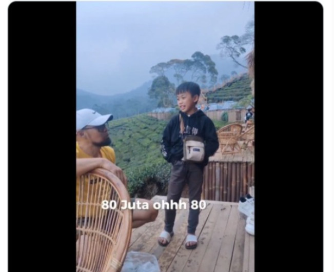 Dari Jualan Jagung, Isi Rekening Anak Ini Mencegangkan