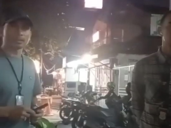Viral Wanita Dikuntit Anggota Polda Metro Minta Tanda Tangan Berkas, Ini Faktanya