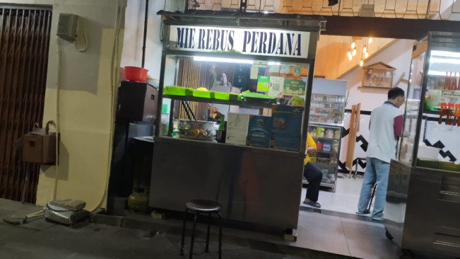 Lezatnya Mie Rebus Legendaris Pak Mail Jalan Perdana Medan