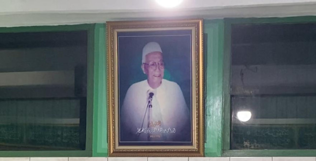 Rano Karno Berziarah ke Makam KH. Buya Zayadi, Siapakah Sosok Tersebut?