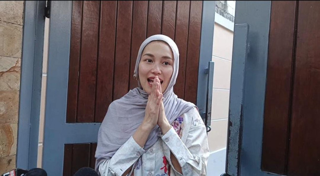 Syukuri Rezeki, Ayu Ting Ting Kurban Tiga Ekor Sapi di Hari Raya Idul Adha