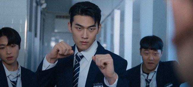 Adegan di One: High School Heroes. [X/@luvINFJ]