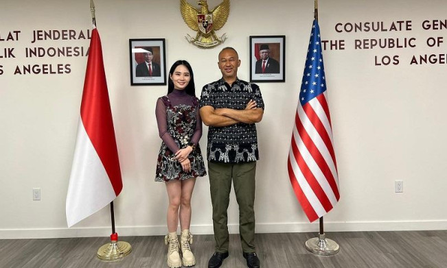 Xiao Fen Bangga Wakili Indonesia di Los Angeles Fashion Week