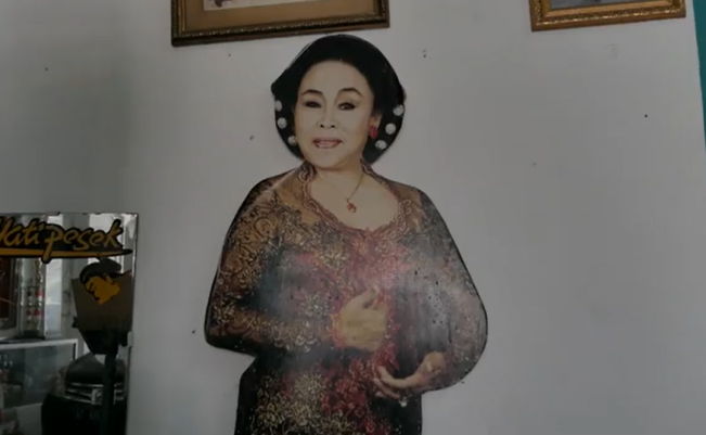 Yati Pesek yang Dihina Gus Miftah Ternyata Sangat Dihormati di Keraton Surakarta Hadiningrat, Ini Buktinya