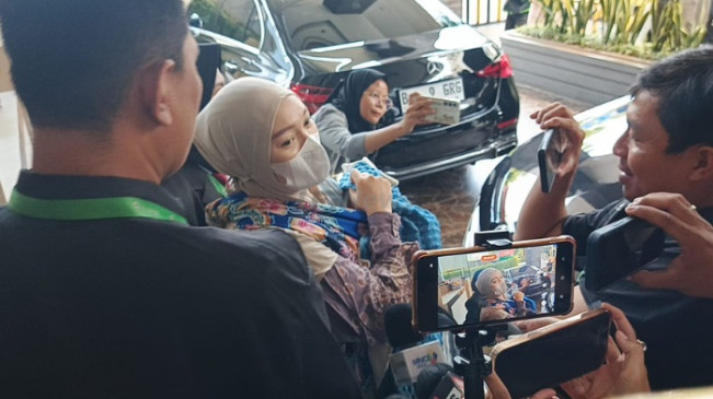 Zaskia Gotik Ungkap Nama Unik Anak Ketiganya, Ternyata Ini Maknanya
