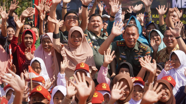 Kodam Diponegoro Wujudkan Mimpi Rakyat, Bangun Jembatan "Merah Putih"