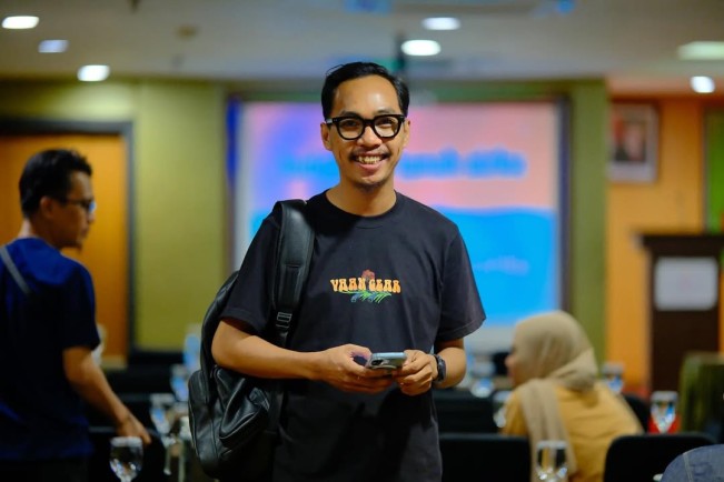 Abay dan Unggahan Kritisnya Sebelum Jadi Korban Insiden Pembakaran Gedung DPRD Makassar