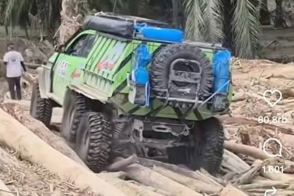 Spesifikasi Gahar Mobil Offroad 6x6, Siap Terabas Medan Ekstrem Aceh