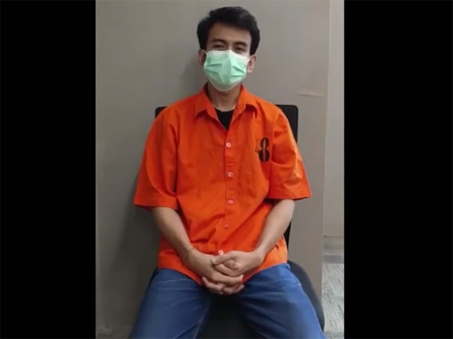 Adam Deni Ngemis Minta Maaf ke Ahmad Sahroni