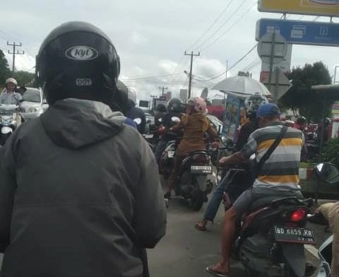 Adanya Pengurangan Stok Menjadi Faktor