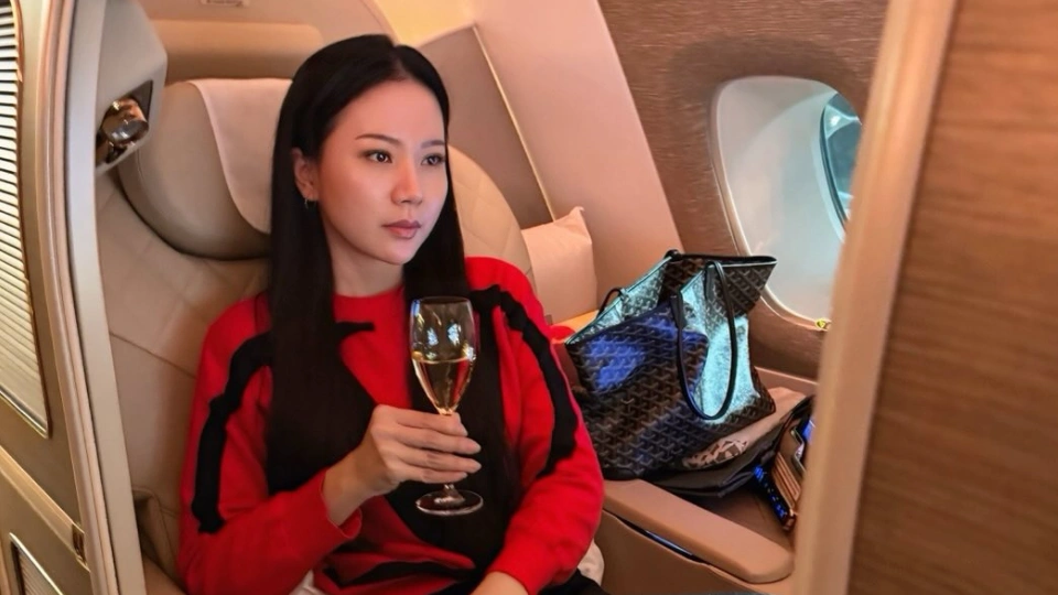 Bak Deja Vu, Suami Agnez Jennifer Lagi-Lagi Ketahuan Bareng Wanita Lain