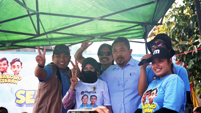 Tebus Sembako Murah GEMPITA di Kelapa Gading Barat