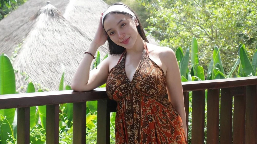 Amanda Zahra yang semakin cantik pasca bercerai, hingga kini kembali memulai babak baru bersama Adli. [Instagram]