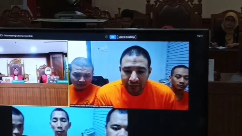 Ammar Zoni Dihadirkan Secara Daring Di Sidang Yang Digelar Di Pengadilan Negeri Jakarta Pusat Pada Kamis 6 November 2025 2