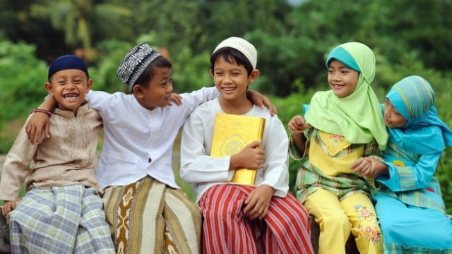 Kegiatan Positif yang Bisa Dilakukan Anak Saat Puasa dari Kacamata Sosiologi