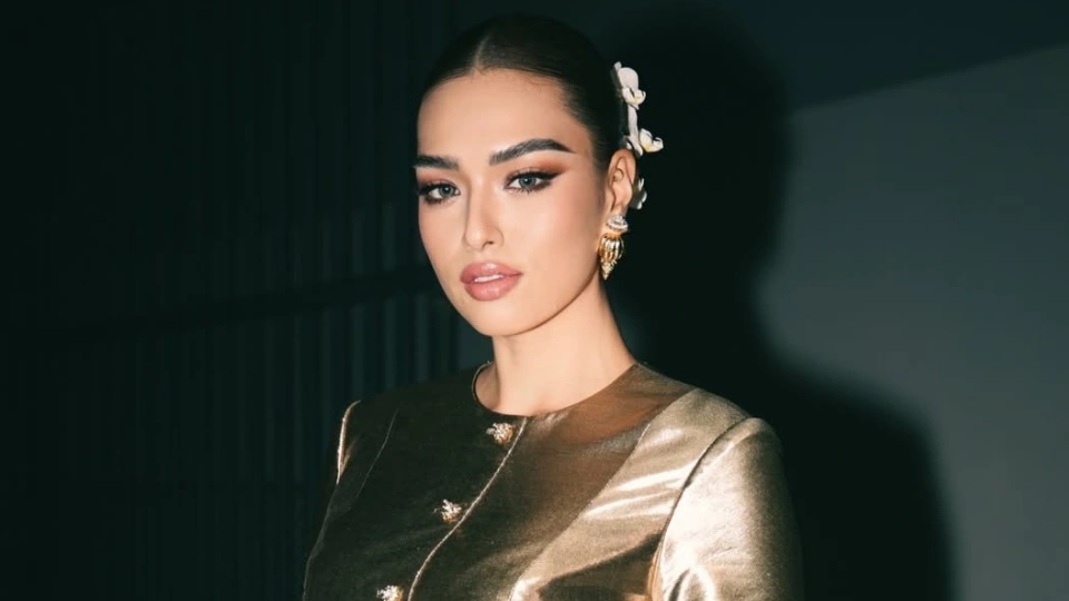 Biodata dan Agama Anchilee Scott-Kemmis, Miss Universe Thailand 2021 Pembawa Placard Indonesia