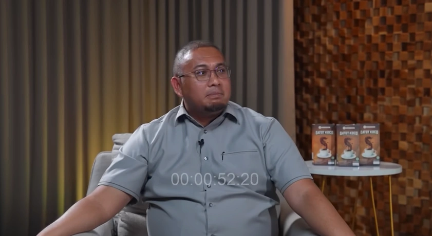 Ayah Azizah, ungkap alasan bercerai anaknya dengan Arhan [Youtube]