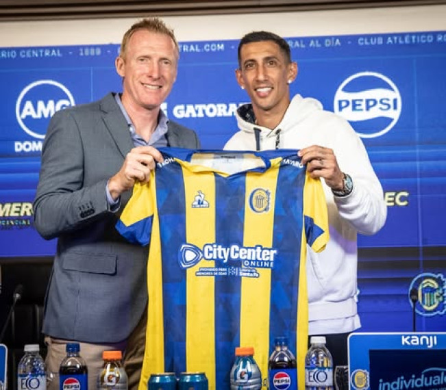 Angel Di Maria resmi bergabung dengan Rosario Central. (Instagram @rosariocentral)