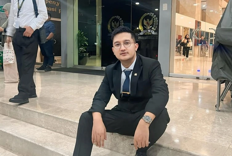 Anggota DPR RI Tom Liwafa [Instagram]