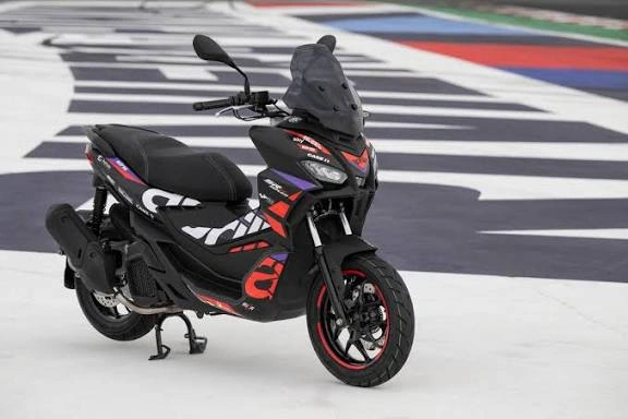 Mau Punya Aprilia SR-GT 200? Hitung Dulu Pajak dan Biaya Servis Bengkel