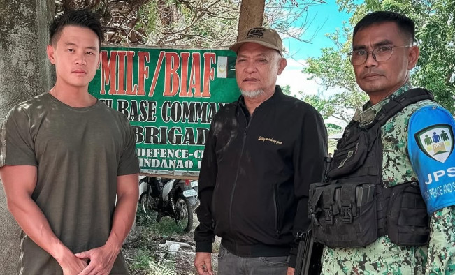 Arnold Putra Selebgram AP yang Ditahan Junta Militer Gegara Diduga Danai Pemberontak?
