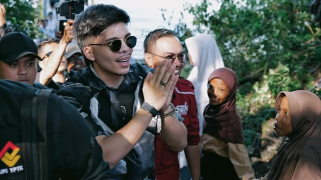 Tak Hanya Renovasi Sekolah, Atta Halilintar Kurban 16 Sapi di NTT