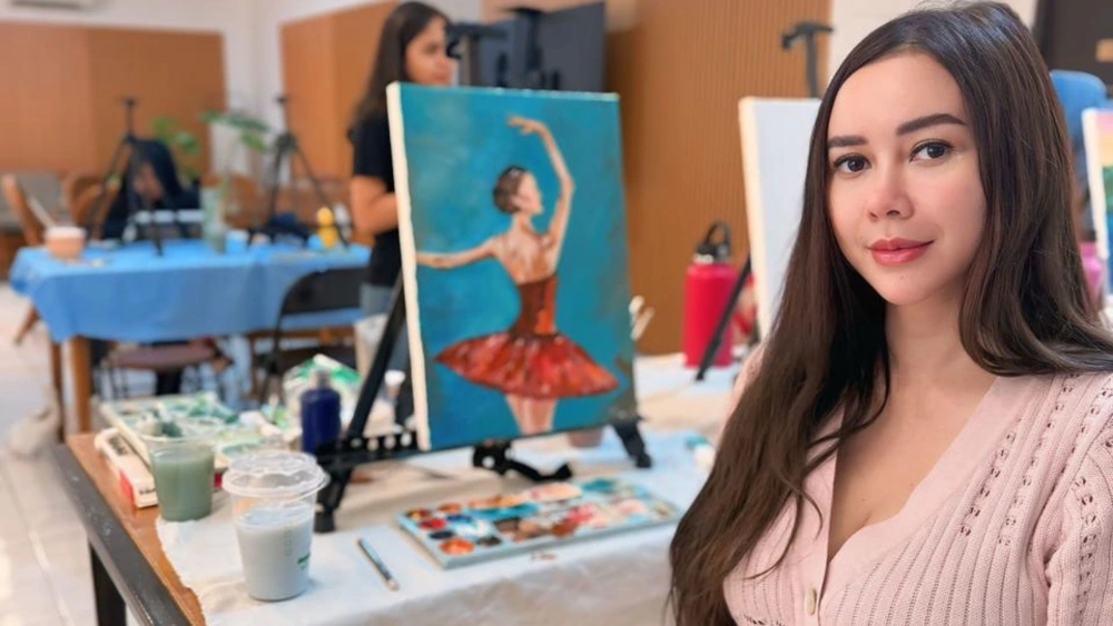 Aura Kasih. [ig @aurakasih]