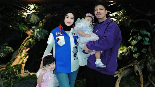 Baper Kedua Putrinya Lebih Dekat dengan Atta Halilintar, Aurel Hermansyah Ingin Tambah Anak Laki-laki