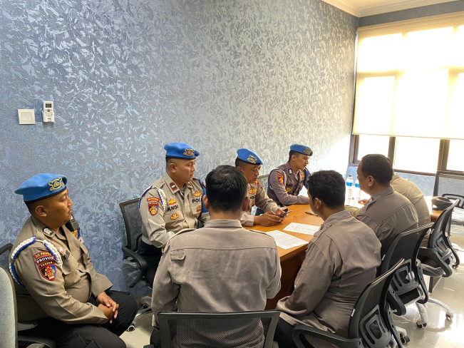 Empat Anggota Polsek Tanah Abang Dipatsus 14 Hari Buntut Tahanan Kabur!