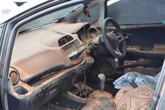 Jangan Sampai Tertipu! Ini Ciri-Ciri Mobil Bekas Rob yang Diam-Diam Berkarat