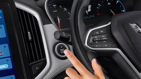 Bahaya Memanaskan Mobil Matic