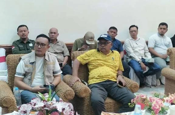 Etika Pejabat Dipertanyakan: Oknum DPRK Ambil Bantuan Logistik Tanpa Prosedur