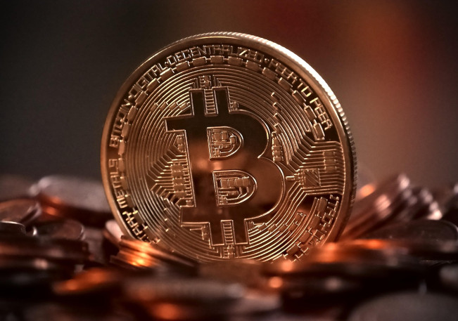 Bitcoin (Pixbay)